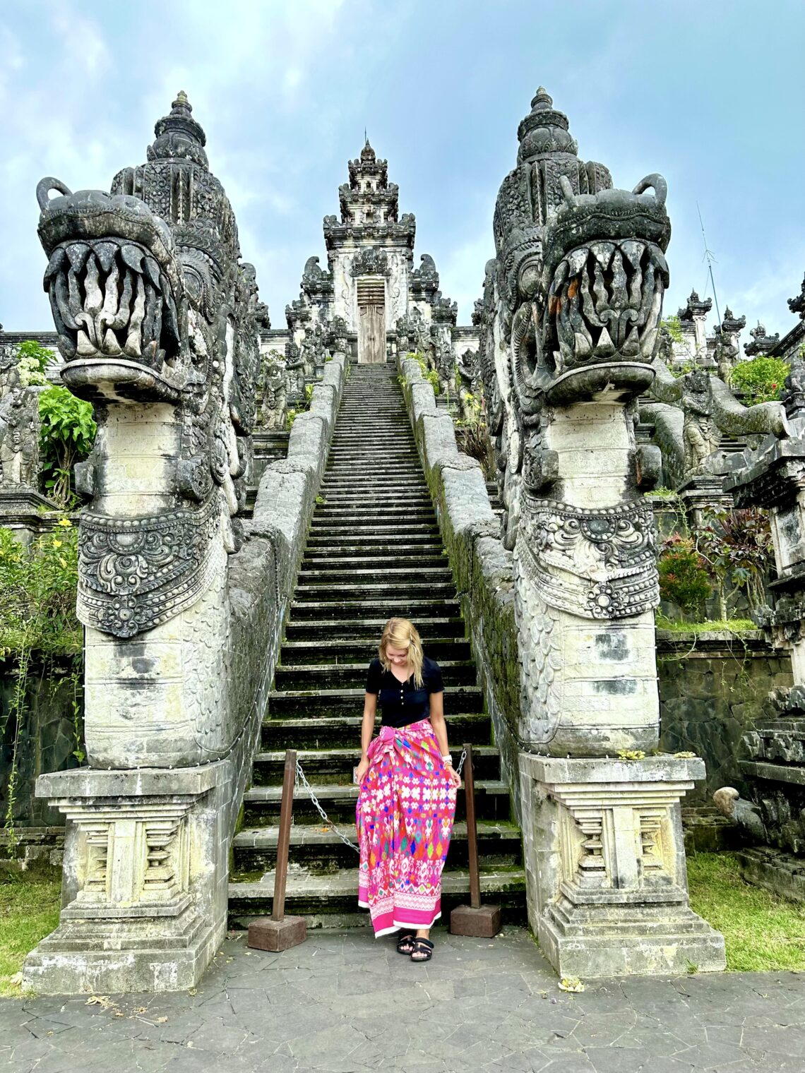 Sandra sírová, Lempuyang Temple na Bali, solo cestovatelka