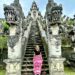 Sandra sírová, Lempuyang Temple na Bali, solo cestovatelka